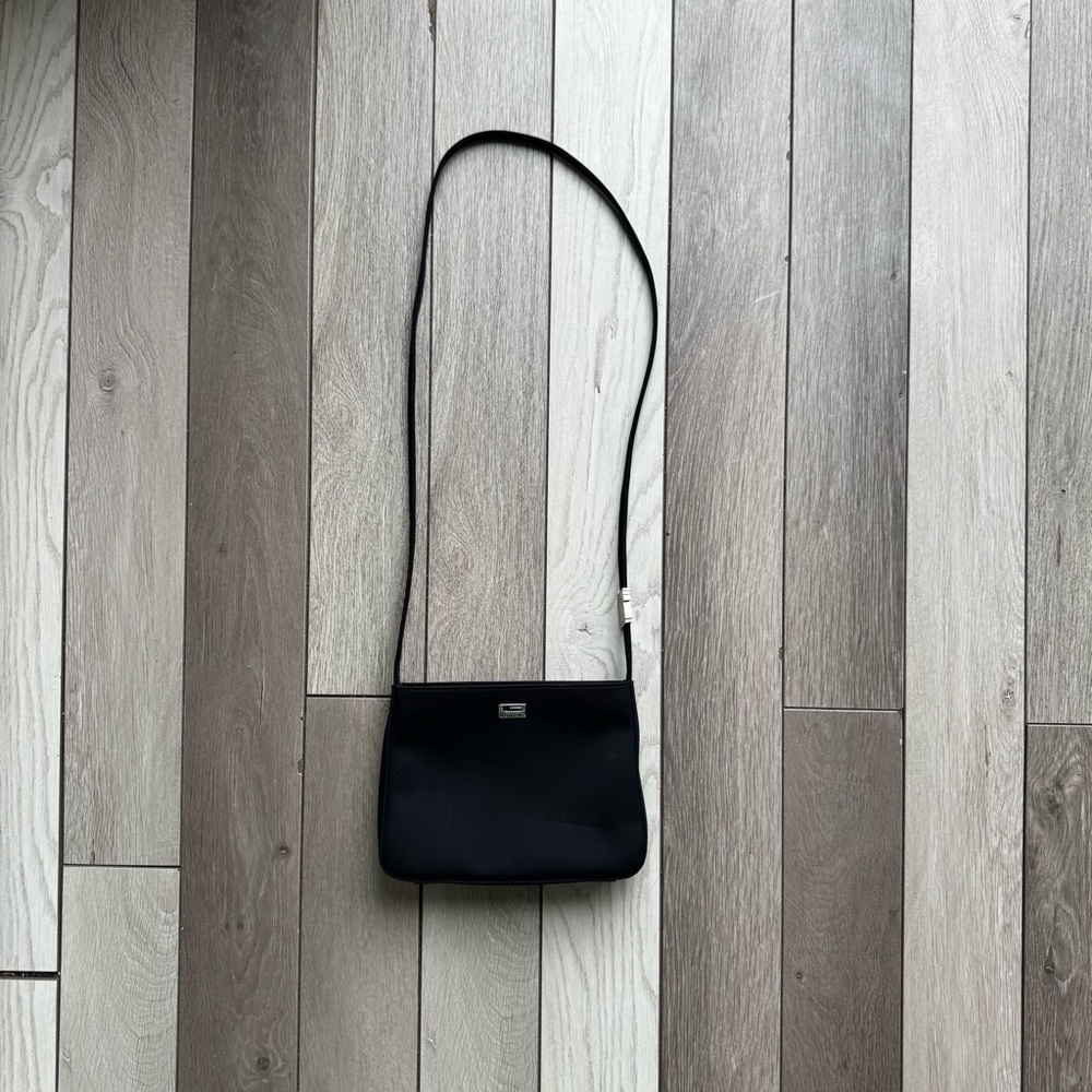 Guess Crossbody Bag Y2k | Excellent Condition